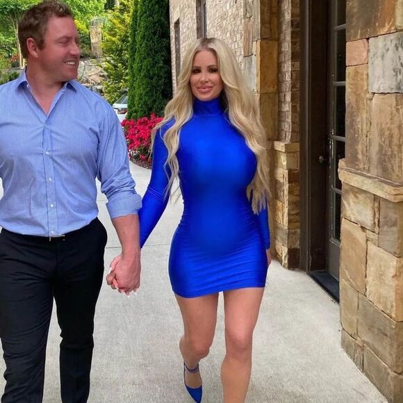 THE ANDAMANE Hilda Dress Electric Blue - Picture 4 of 9